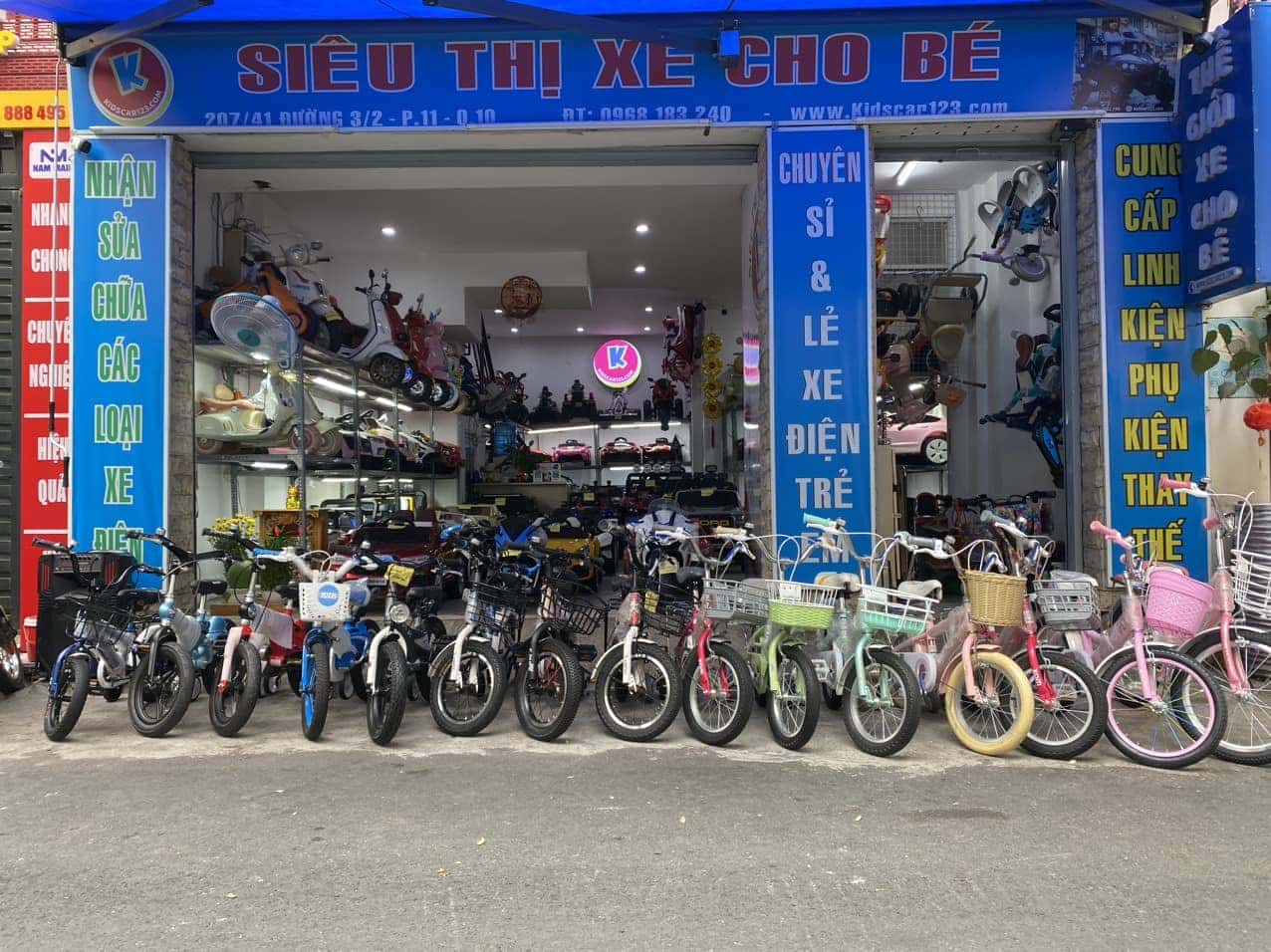 Bộ sưu tập xe trẻ em 3 bánh với màu sắc bắt mắt và kiểu dáng đa dạng