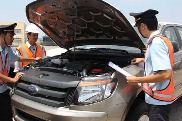Chi phí giám định hải quan cho xe ô tô nhập khẩu khi sang tên