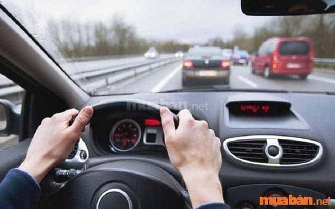 Đảm bảo an toàn giao thông là ưu tiên hàng đầu của tài xế B2