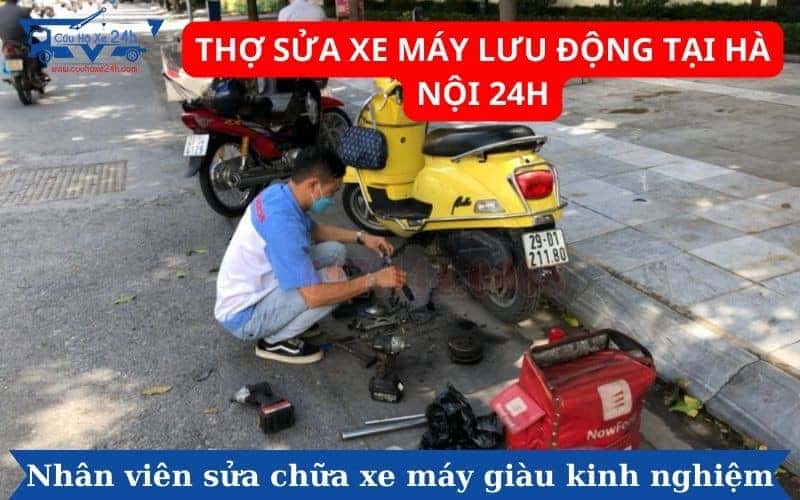 Dịch vụ sửa xe máy tại nhà Hà Nội chuyên nghiệp đang khắc phục sự cố.