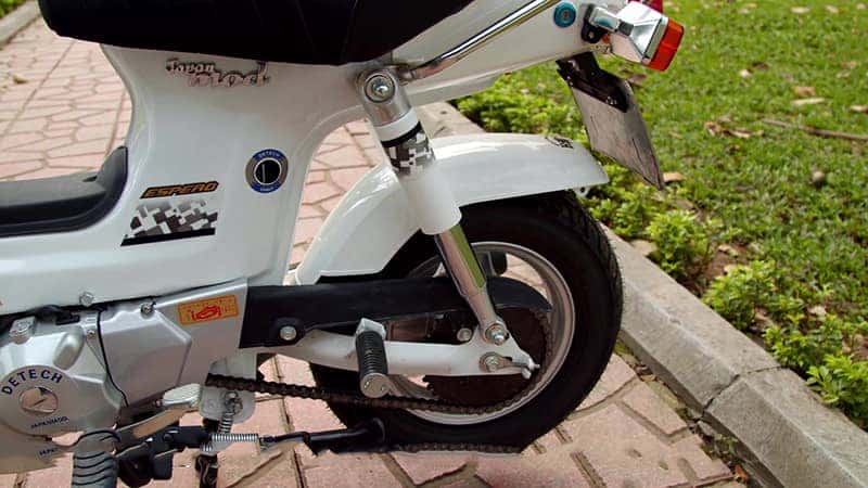 Động cơ 50cc của xe Chaly Detech tiết kiệm nhiên liệu