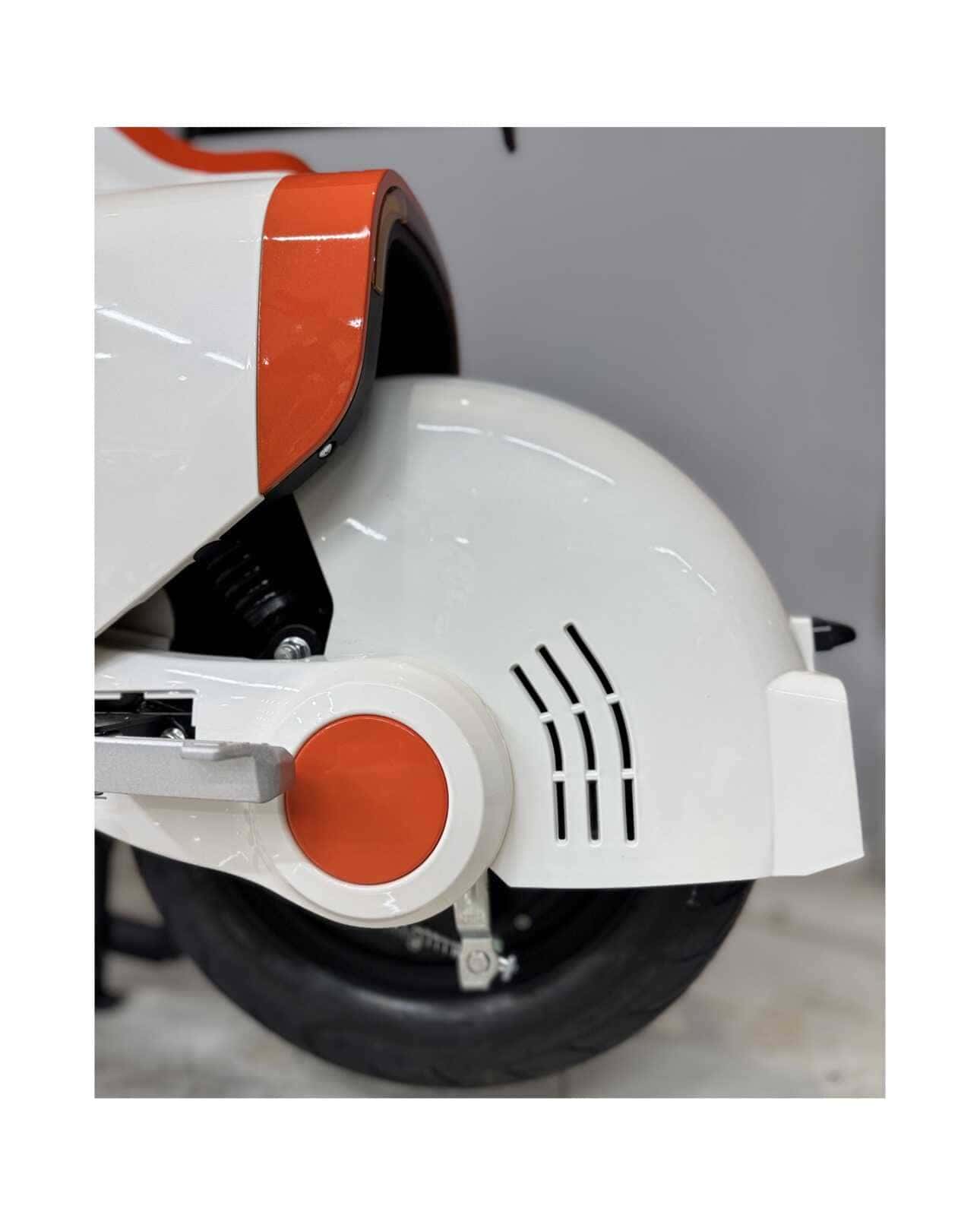 Động cơ mạnh mẽ 800W của xe điện K1 Dylexe, khả năng chống nước.