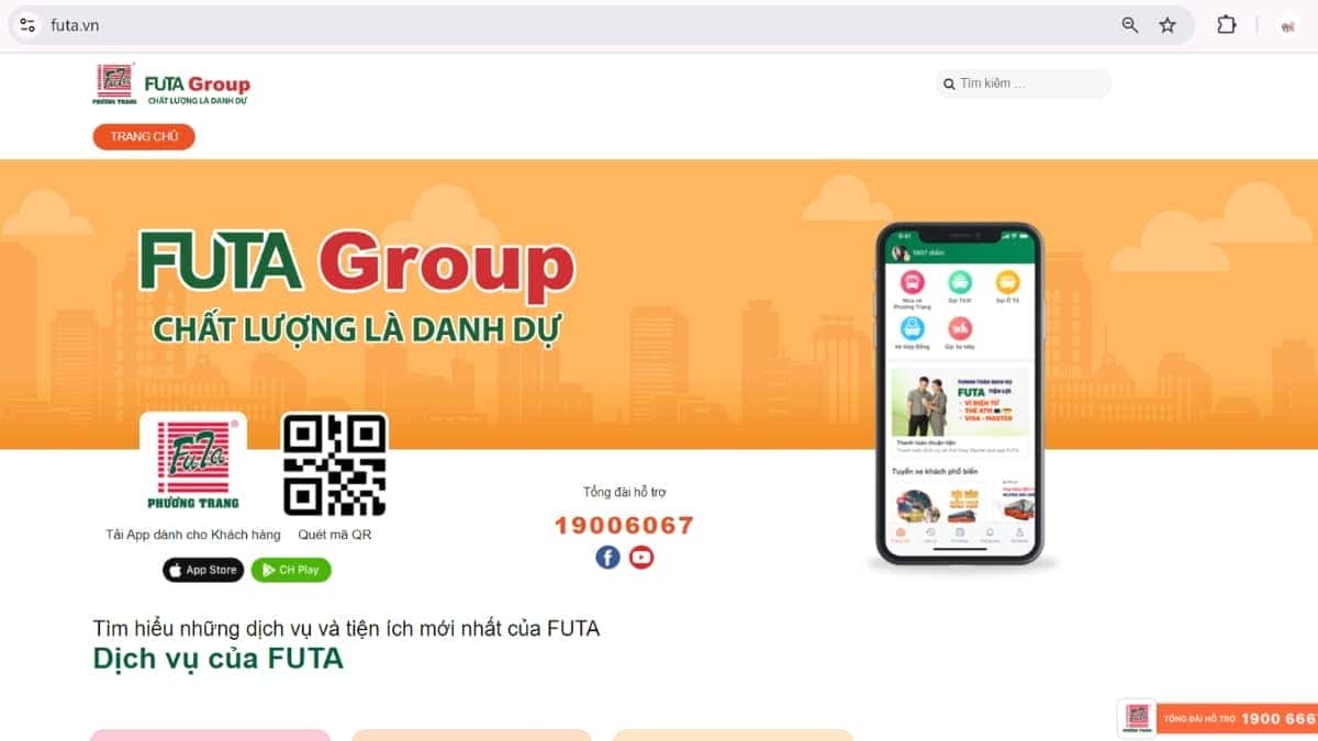 Giao diện website chính thức của Phương Trang để đặt xe và liên hệ tổng đài
