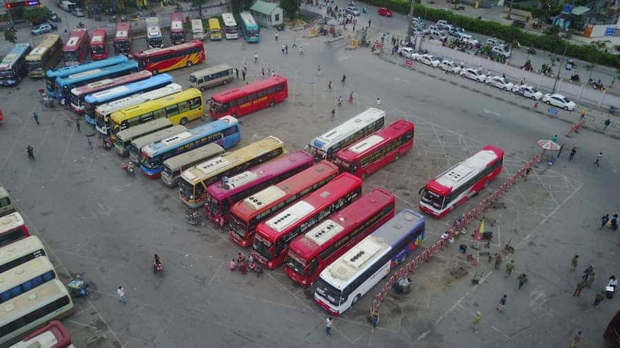 Hình ảnh bến xe Mỹ Đình, một trong những bến xe lớn tại Hà Nội