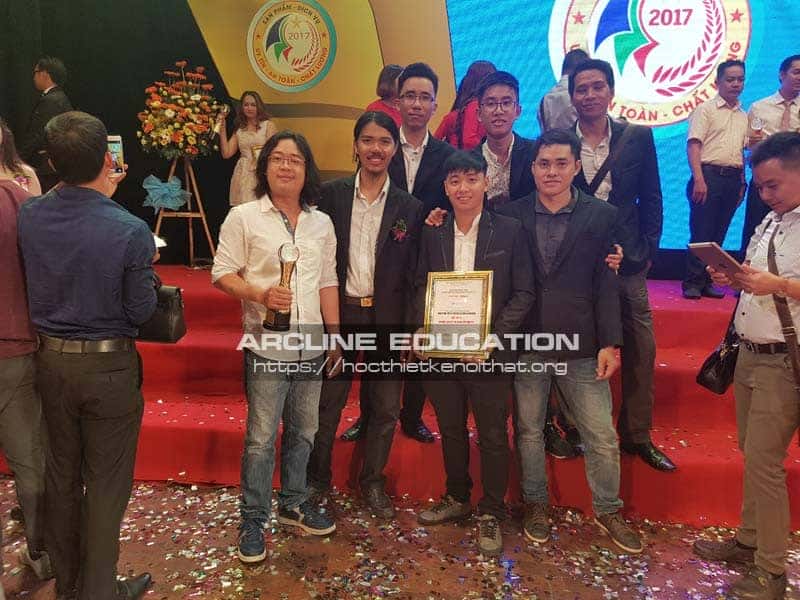 Hình ảnh chuyên gia phong thủy, minh họa việc giải mã những giấc mơ lái xe máy và tìm ra con số may mắn.