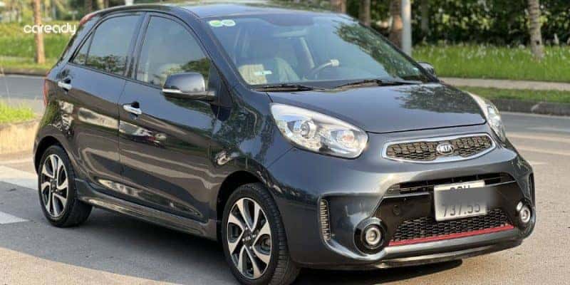 Hình ảnh Kia Morning 2016 màu trắng, một lựa chọn phổ biến khi mua xe cũ giá từ 200 triệu đến 300 triệu đồng.