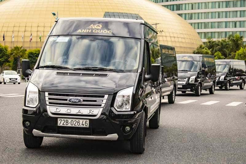 Hình ảnh tổng thể xe Limousine Anh Quốc chất lượng cao