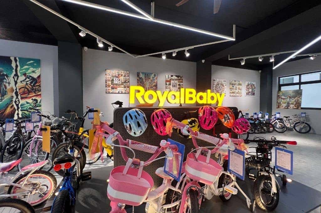 Mẫu xe đạp Royal Baby với thiết kế hiện đại, cao cấp dành cho trẻ em 6-11 tuổi