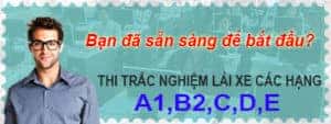 Người học thực hiện bài thi lý thuyết lái xe trực tuyến, minh họa cho chương trình đào tạo lái xe HD hiện đại.