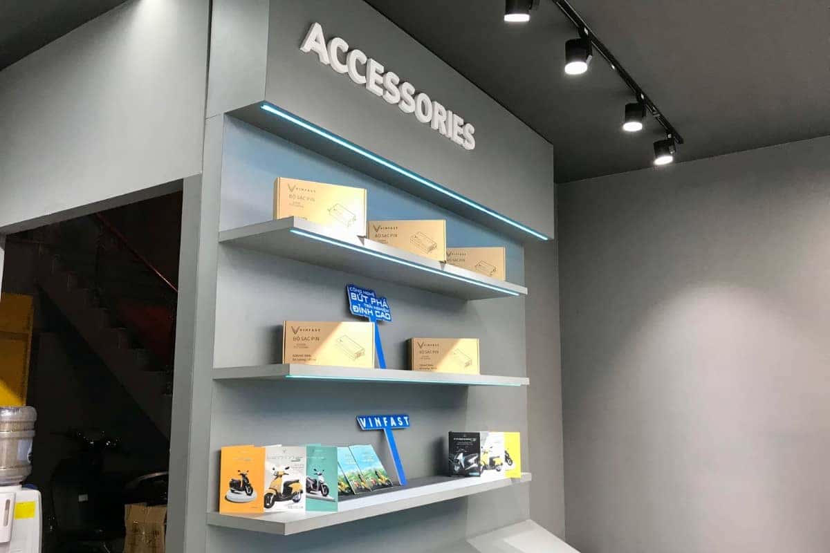 Phụ tùng chính hãng xe máy điện Vinfast tại showroom 3S