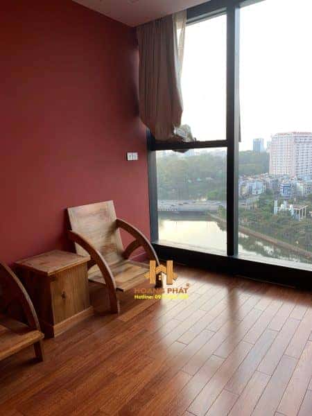 Sàn nhà lát bằng gỗ căm xe tự nhiên bền đẹp