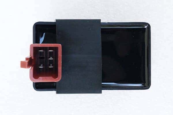 So sánh giá thay cục IC xe máy giữa các hãng Honda và Yamaha