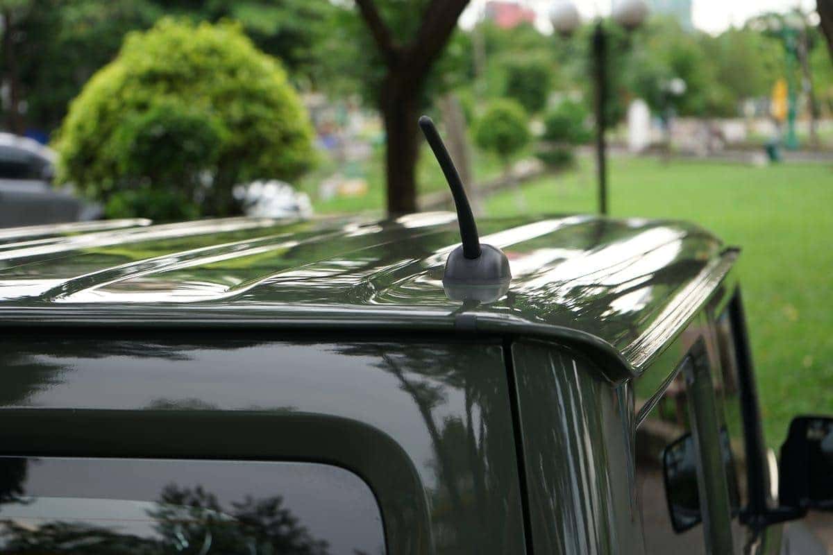 Thiết kế đuôi xe Suzuki Jimny 5 cửa với lốp dự phòng treo phía sau