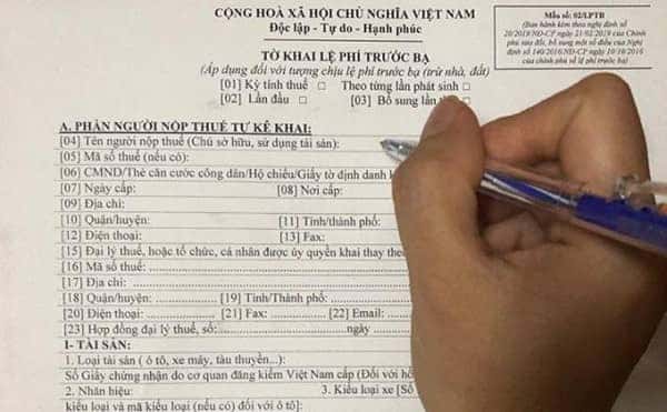 Thủ tục đóng chi phí trước bạ khi sang tên đổi chủ xe ô tô