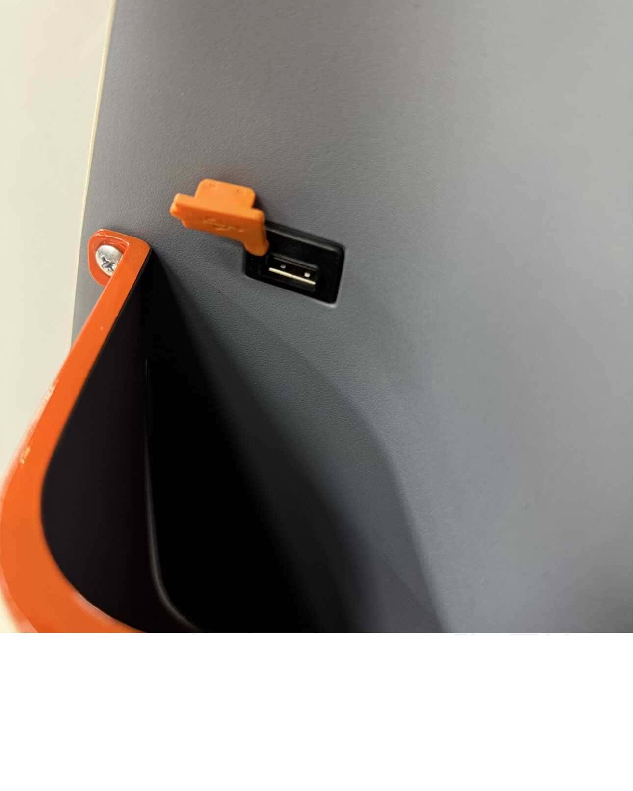 Tính năng khóa xe thông minh bằng thẻ từ NFC trên xe điện K1.