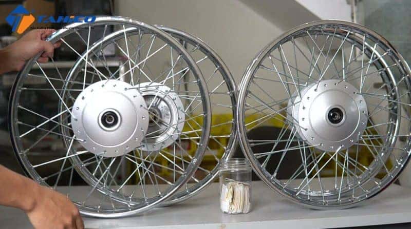 vành xe máy honda chính hãng hình dáng đều và thẳng