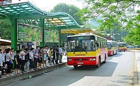 Xe buýt 02 đi qua Bác Cổ Yên Nghĩa