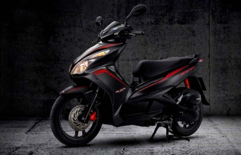 Xe máy Honda Air Blade với hệ thống smartkey đang tìm xe