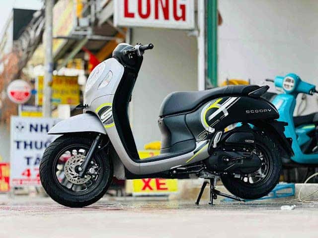 Chi tiết phần đầu xe Honda Scoopy 110cc đã qua sử dụng