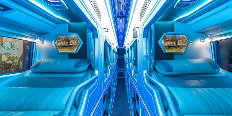 Nội thất xe limousine giường nằm sang trọng cho chuyến đi Sài Gòn Nha Trang
