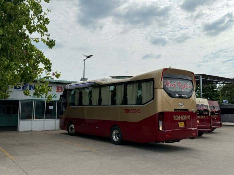 Nội thất xe Limousine Huệ Nghĩa sang trọng tiện nghi