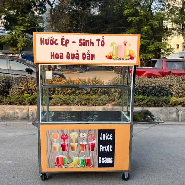 Xe bán nước ép sinh tố tươi ngon