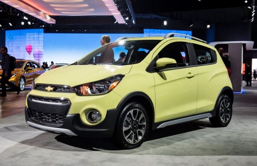 Đánh giá ngoại thất Chevrolet Spark 2018 