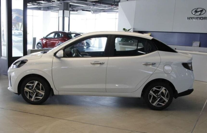 Hyundai Grand i10 Sedan 1.2 AT là một mẫu xe nổi bật trong dòng Sedan hạng A