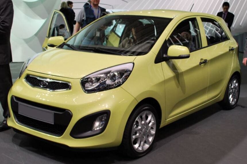 Kia Morning là mẫu xe dễ điều khiển được nhập khẩu từ Hàn Quốc
