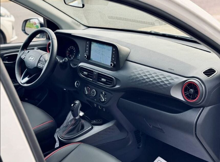 Thiết kế nội thất cho bản hatchback Grand i10 của Hyundai