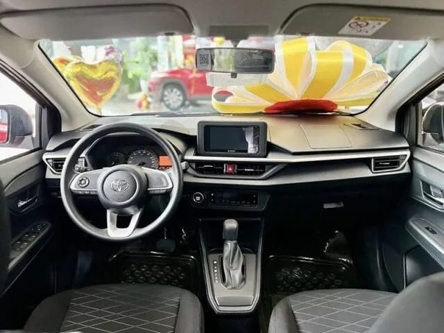 Review thông số kỹ thuật và động cơ Wigo 2023