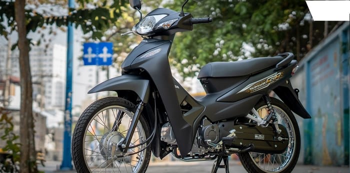 Wave Alpha đen nhám có diện mạo phong cách, đồng thời đáp ứng tốt các nhu cầu di chuyển cơ bản