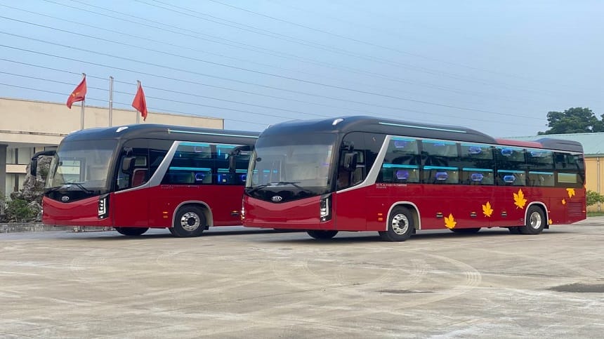 Các nhà xe đang hoạt động tại bến Cần Thơ