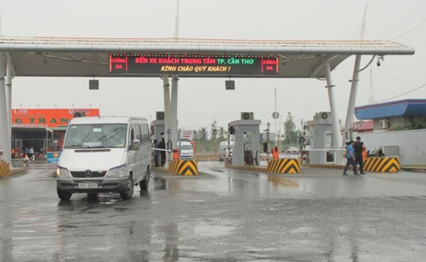 Có rất nhiều đơn vị vận tải hành khách hoạt động tại bến xe Cần Thơ