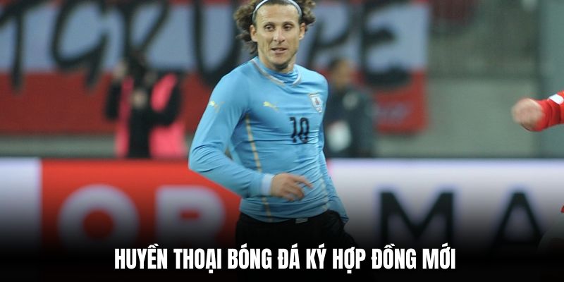 Huyền thoại bóng đá ký hợp đồng mới