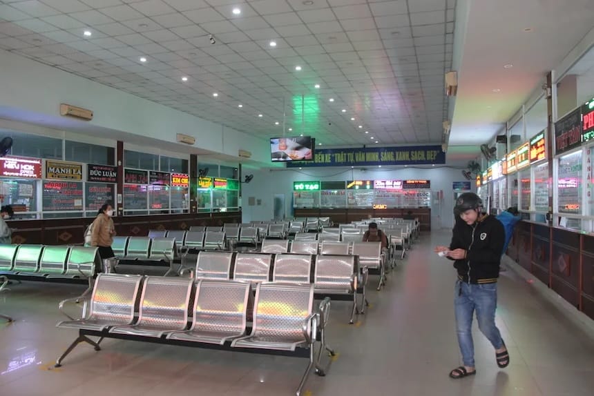 Phòng chờ bến xe với đầy đủ các tiện nghi cơ bản