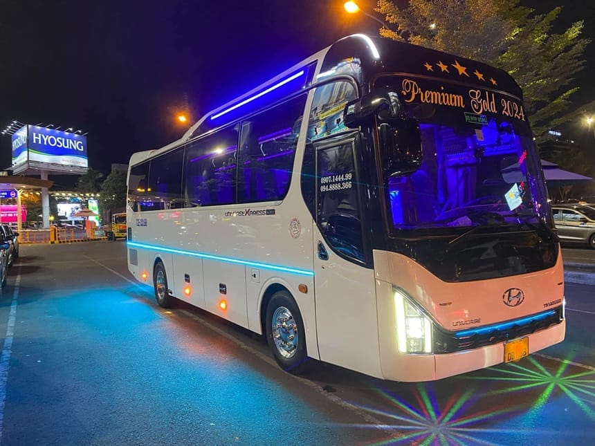 Cơ sở hạ tầng hiện đại và tiện nghi đầy đủ tạo sự thoải mái tối đa cho hành khách