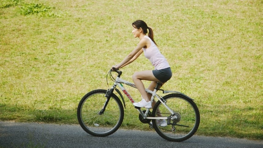 Mơ thấy chạy xe nhưng bị ngã
