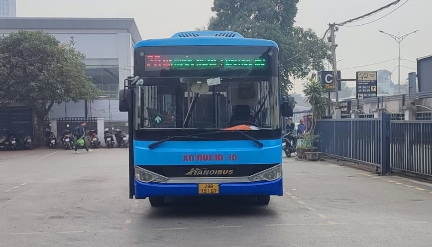 Chuyến xe số 28 với chiều đi cho du khách tham khảo