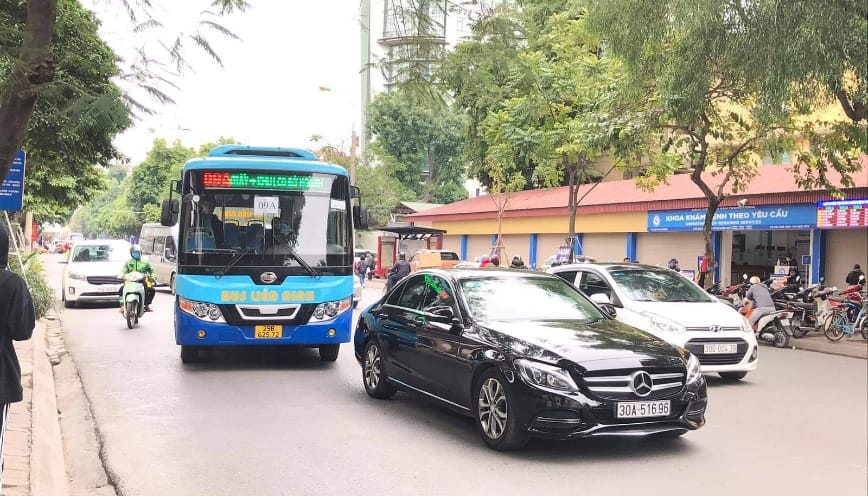 Theo dõi thời gian thực vào giờ cao điểm.