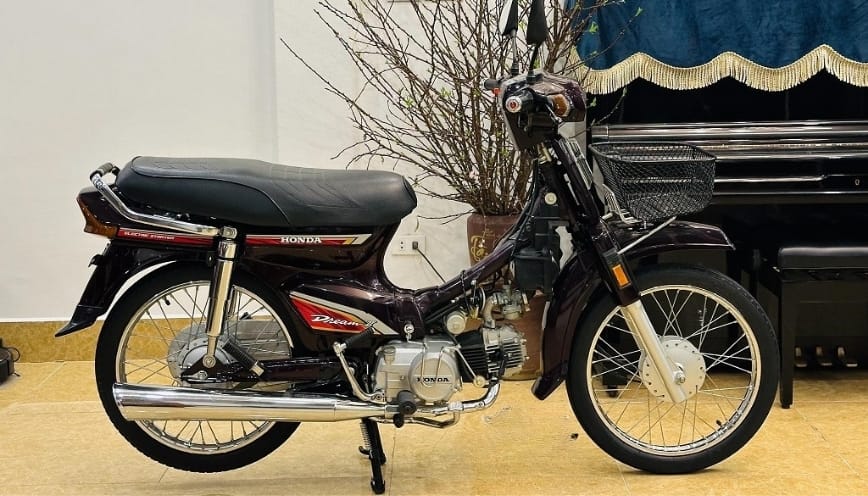 Tổng quan dòng xe dream thái 1995