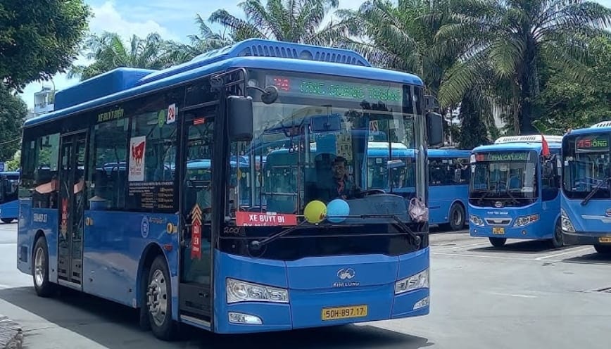 Giá vé xe buýt 24 tương đối rẻ, phù hợp với nhiều người