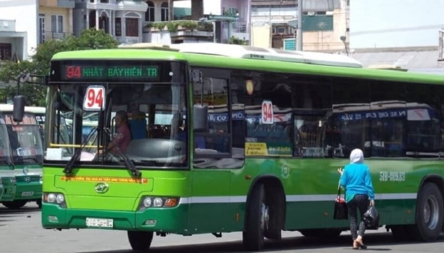 Tần suất các chuyến xe bus 94 cao, đáp ứng nhu cầu đi lại