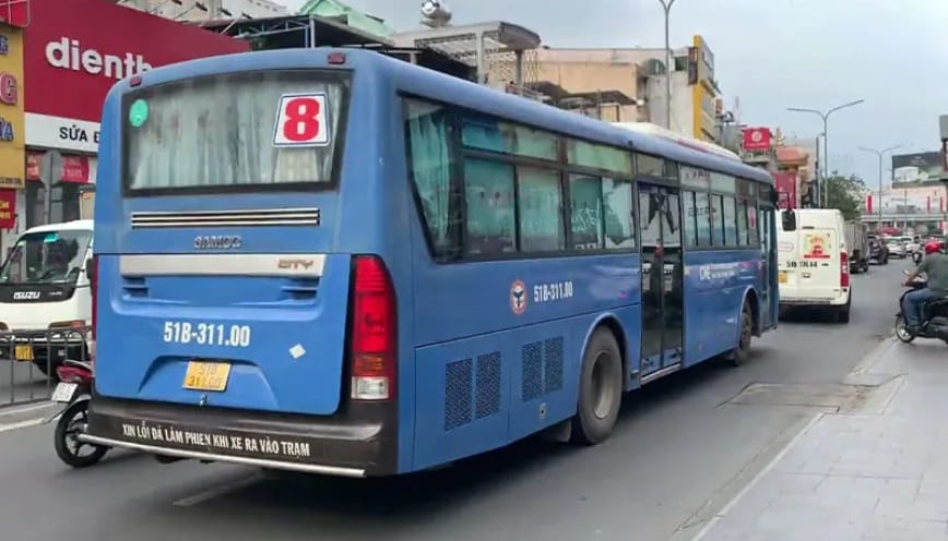 Tuyến bus số 8 TPHCM hoạt động xuyên suốt cả ngày