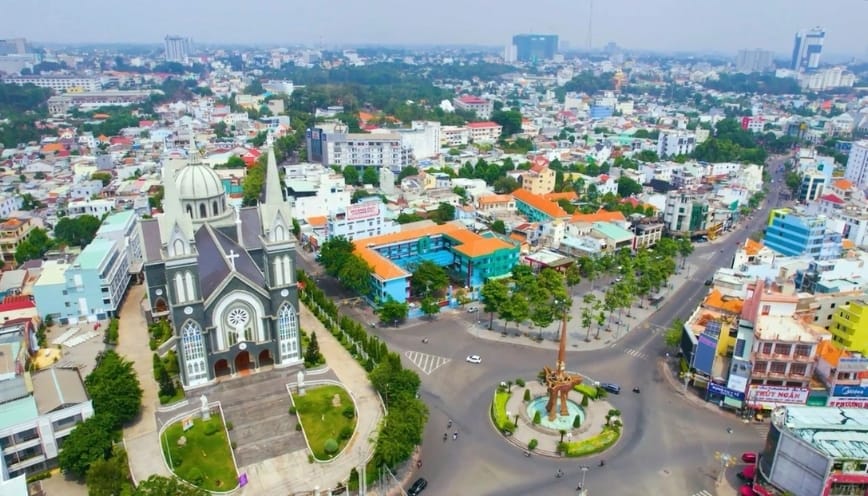Tuyến xe bus 61-8 là lựa chọn tuyệt vời để di chuyển đến Bình Dương