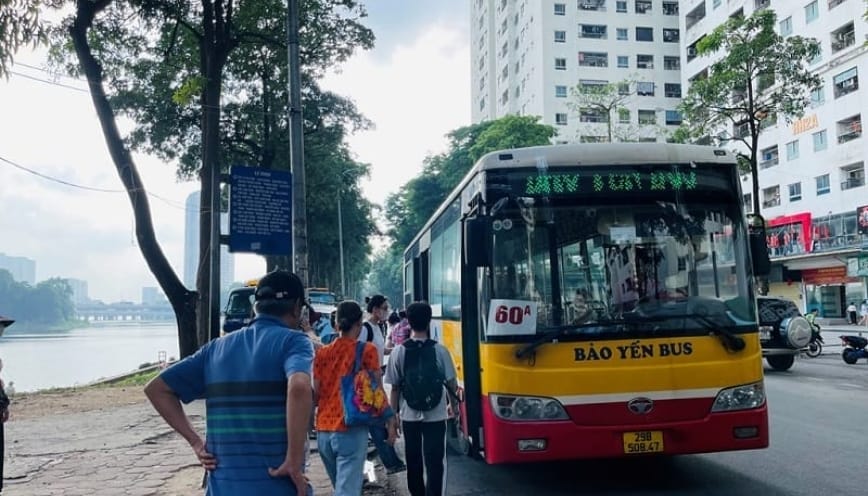 Xe bus tuyến 60A góp phần giảm ô nhiễm môi trường