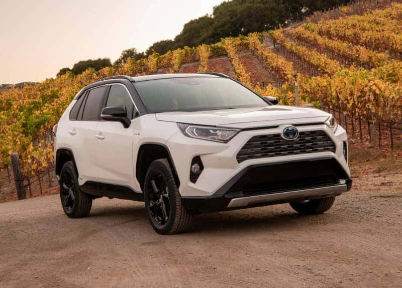 2,1 Tỷ VNĐ, "Đập hộp" Toyota RAV4 thứ 2 về với dải đất chữ S
