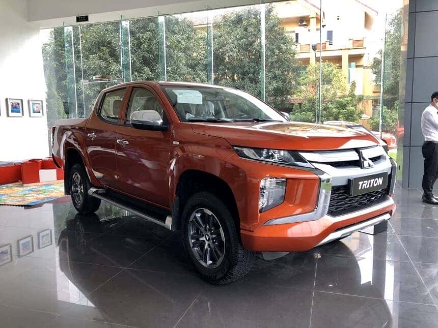 Giá xe bán tải 1 cầu số tự động tiêu chuẩn