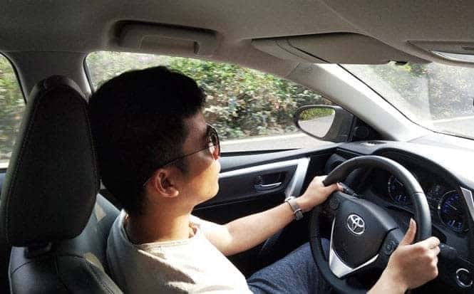 Biểu đồ hoặc hình ảnh minh họa độ tuổi quy định khi đăng ký học bằng lái xe B2 và C.