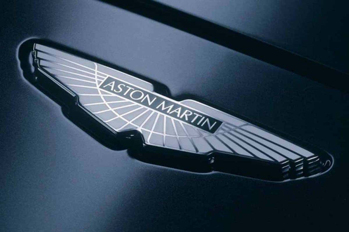 Biểu tượng đôi cánh dang rộng của Aston Martin